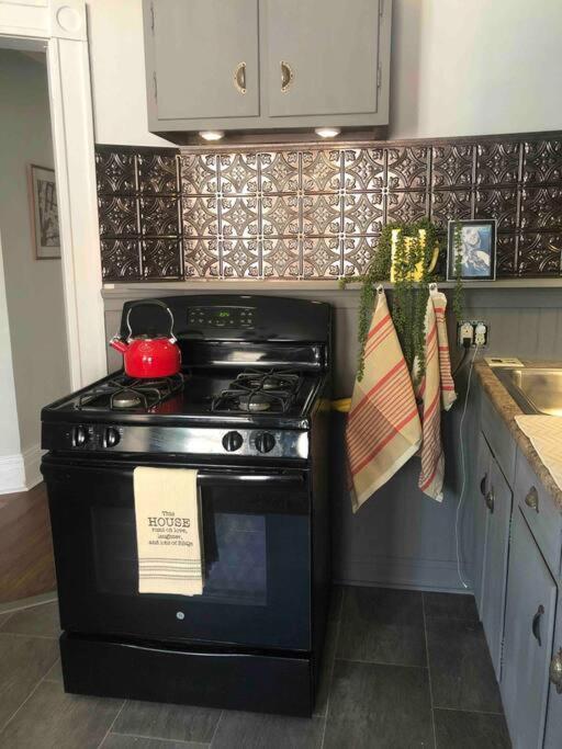 Redefined Alchemy - Bright, Eclectic, Pretty Apt 3E Little Falls Bagian luar foto