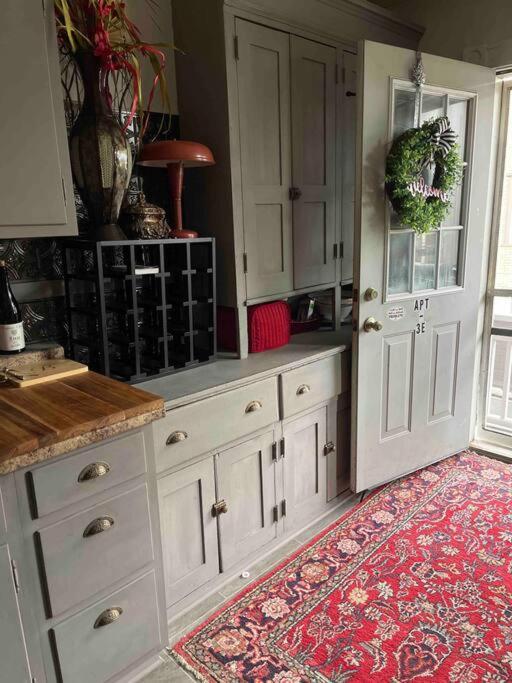 Redefined Alchemy - Bright, Eclectic, Pretty Apt 3E Little Falls Bagian luar foto