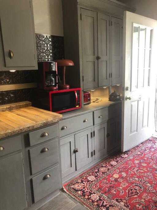 Redefined Alchemy - Bright, Eclectic, Pretty Apt 3E Little Falls Bagian luar foto
